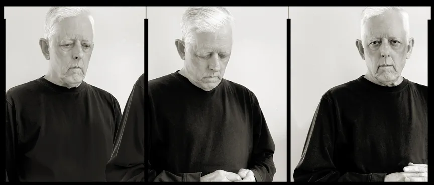 Self portrait. Richard Avedon tribute.